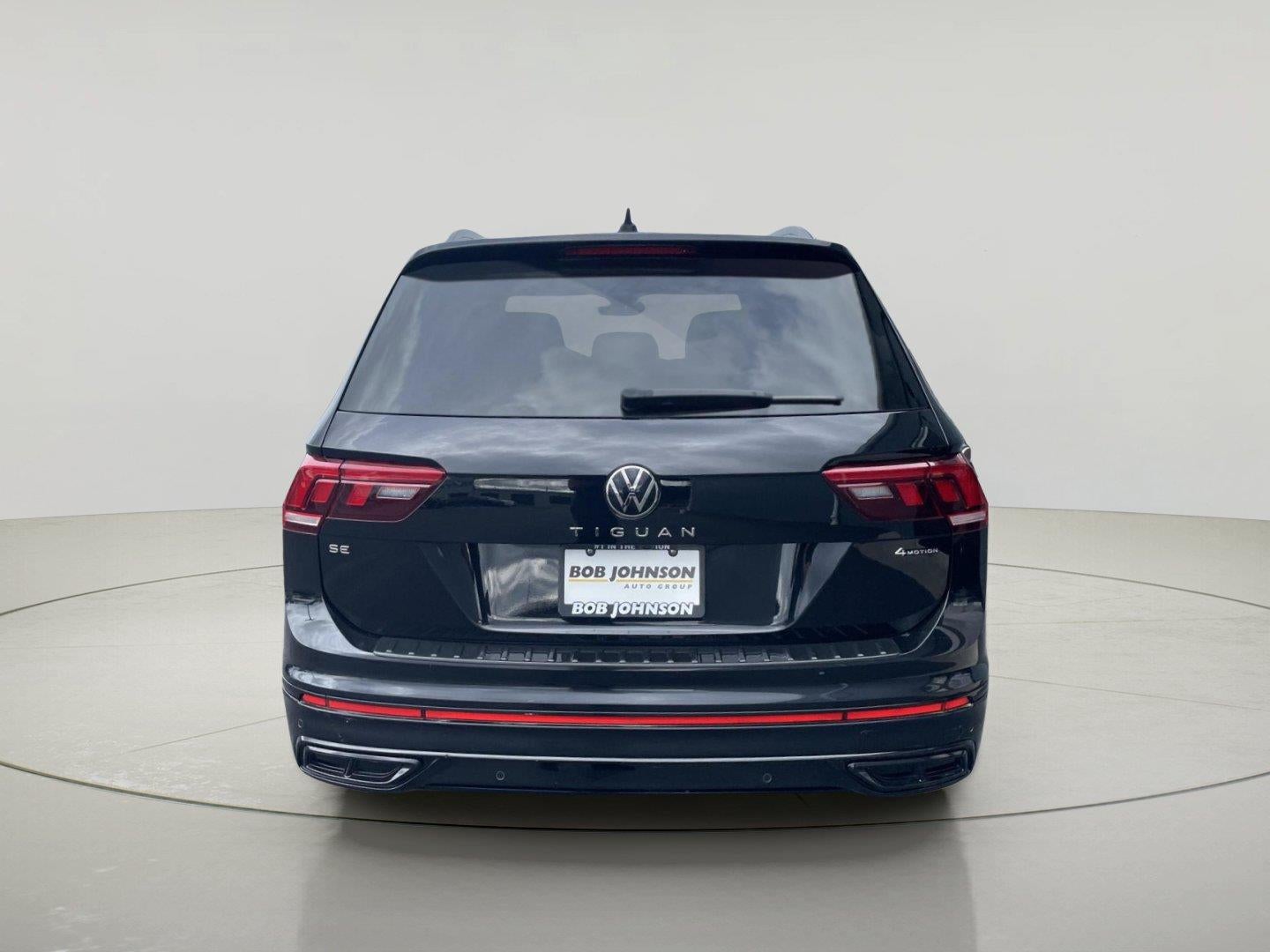 2024 Volkswagen Tiguan SE R-Line Black