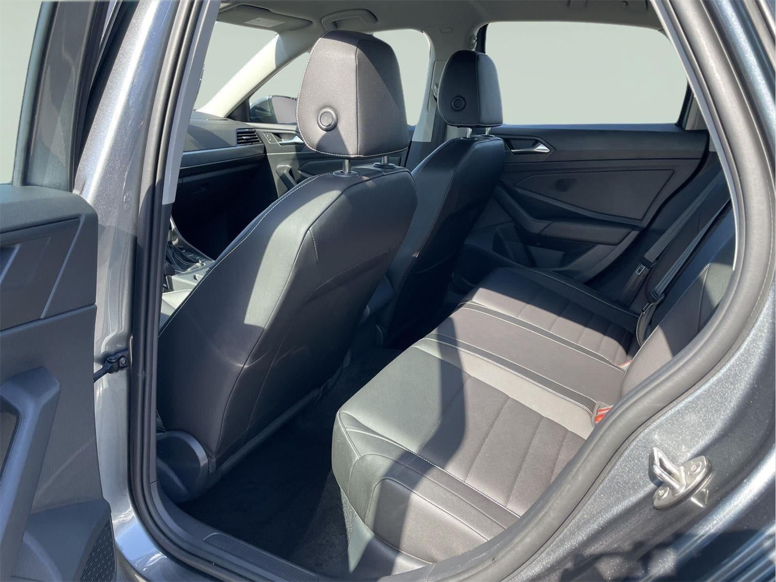 2023 Volkswagen Jetta SE
