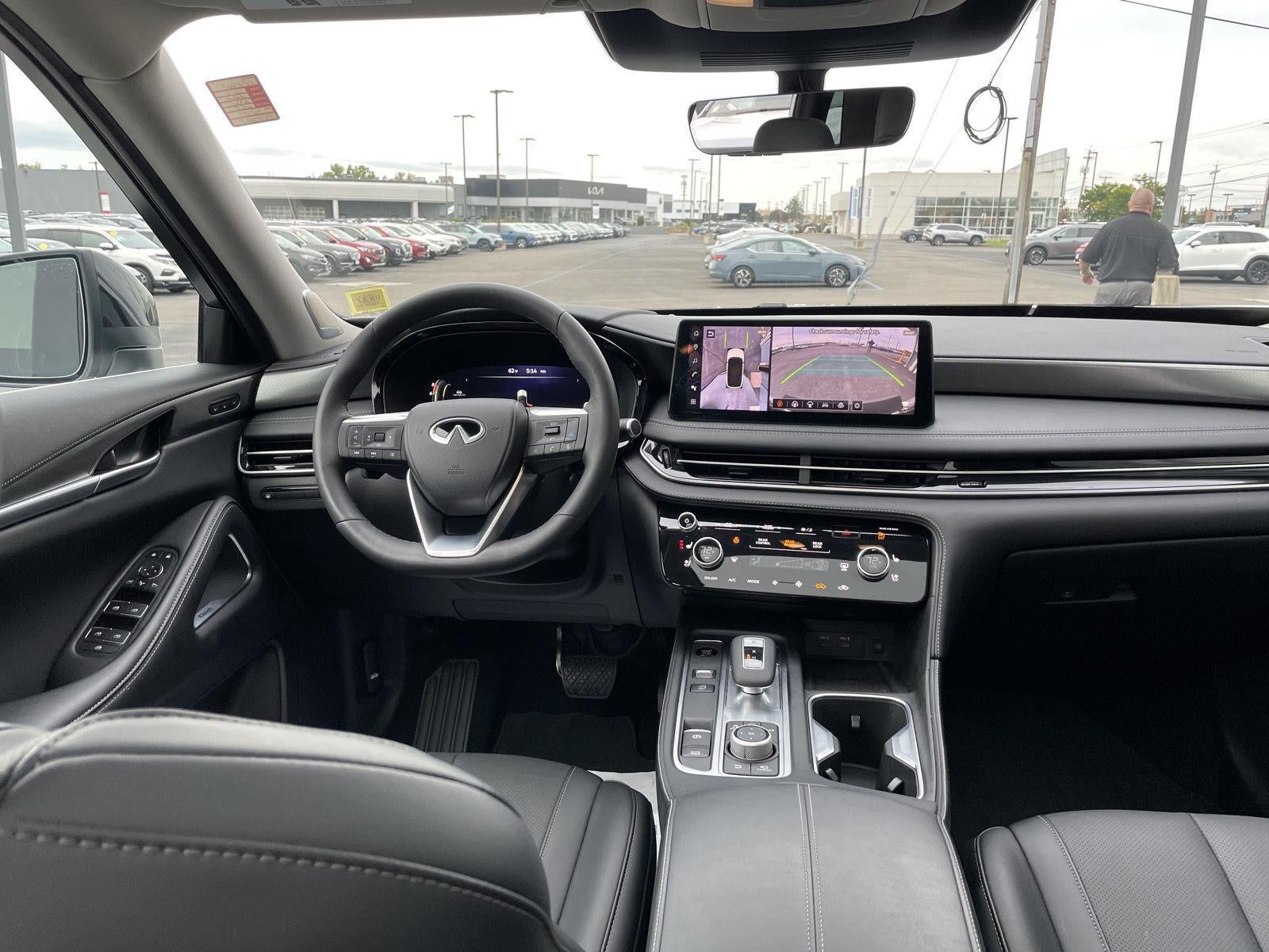 2026 INFINITI QX60 LUXE