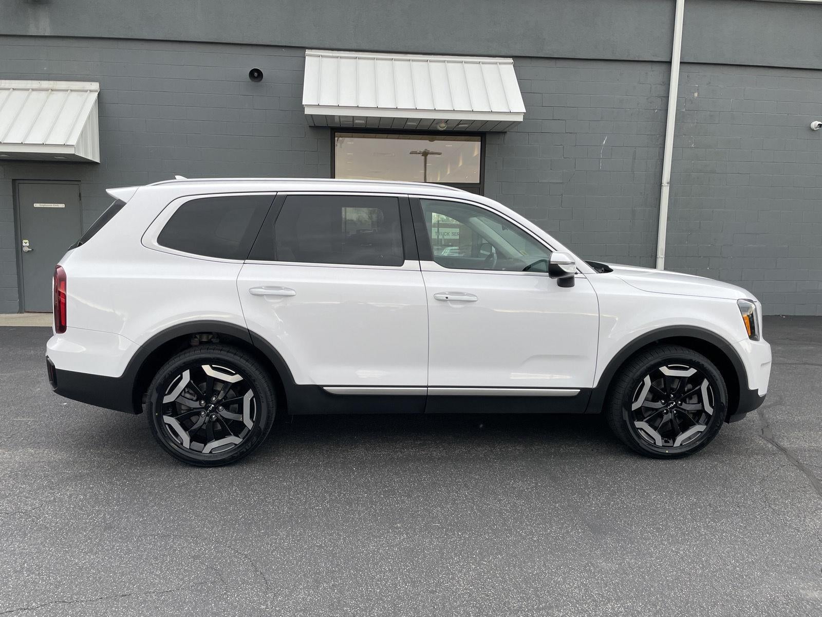 2023 Kia Telluride S