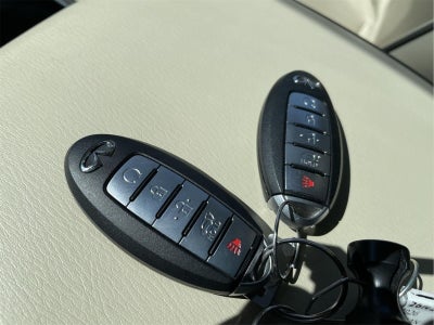 2022 INFINITI QX80 LUXE