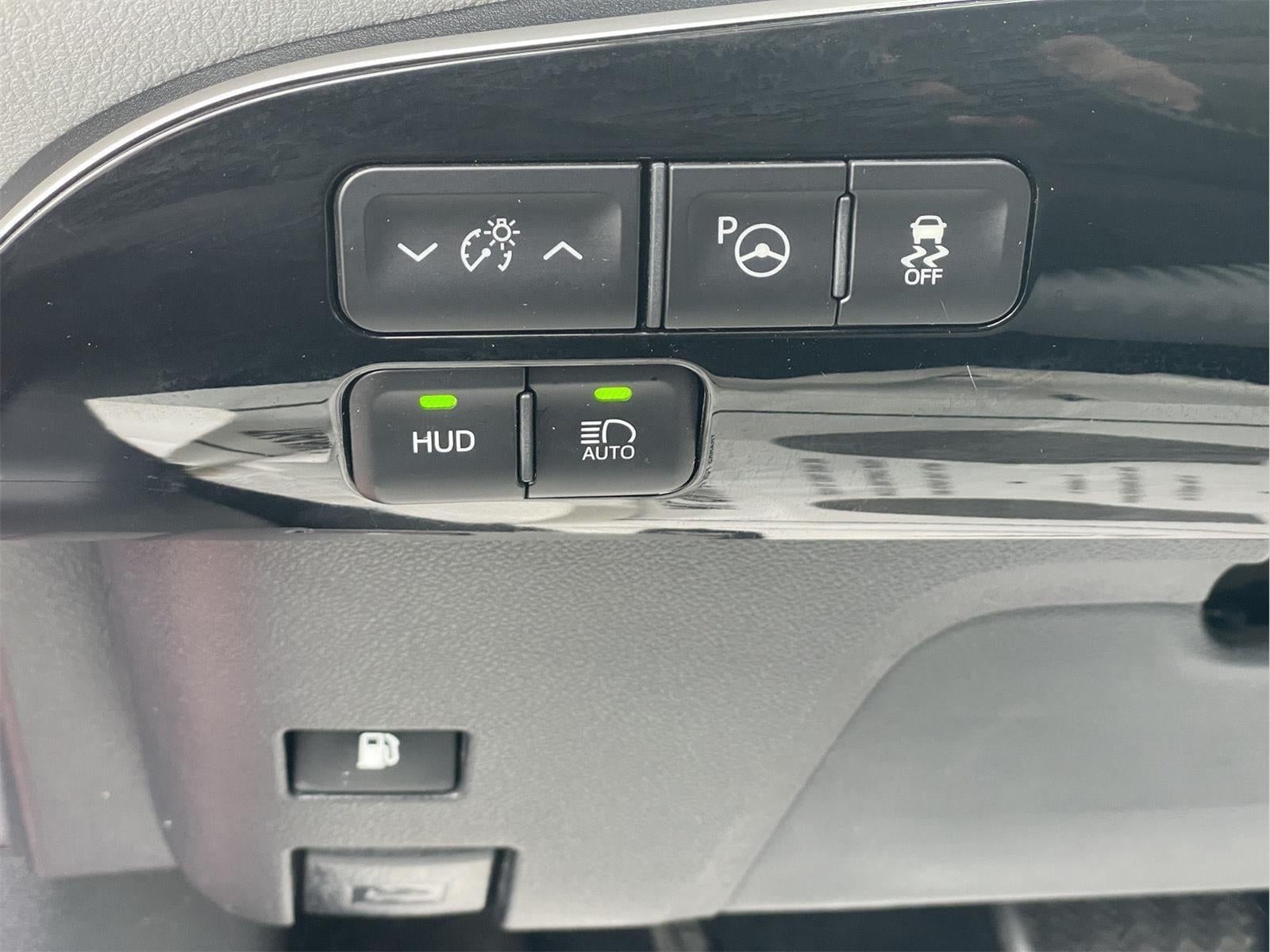 2018 Toyota Prius Three