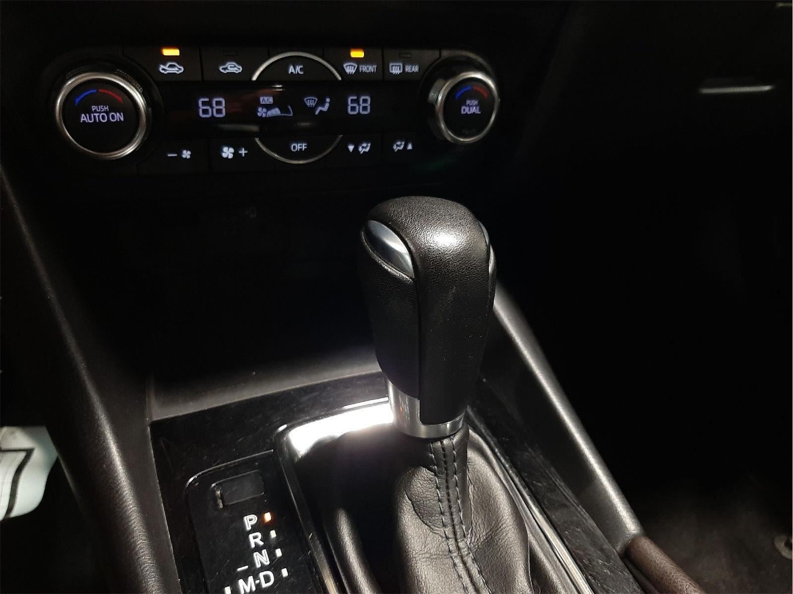 2017 Mazda Mazda3 4-Door Touring