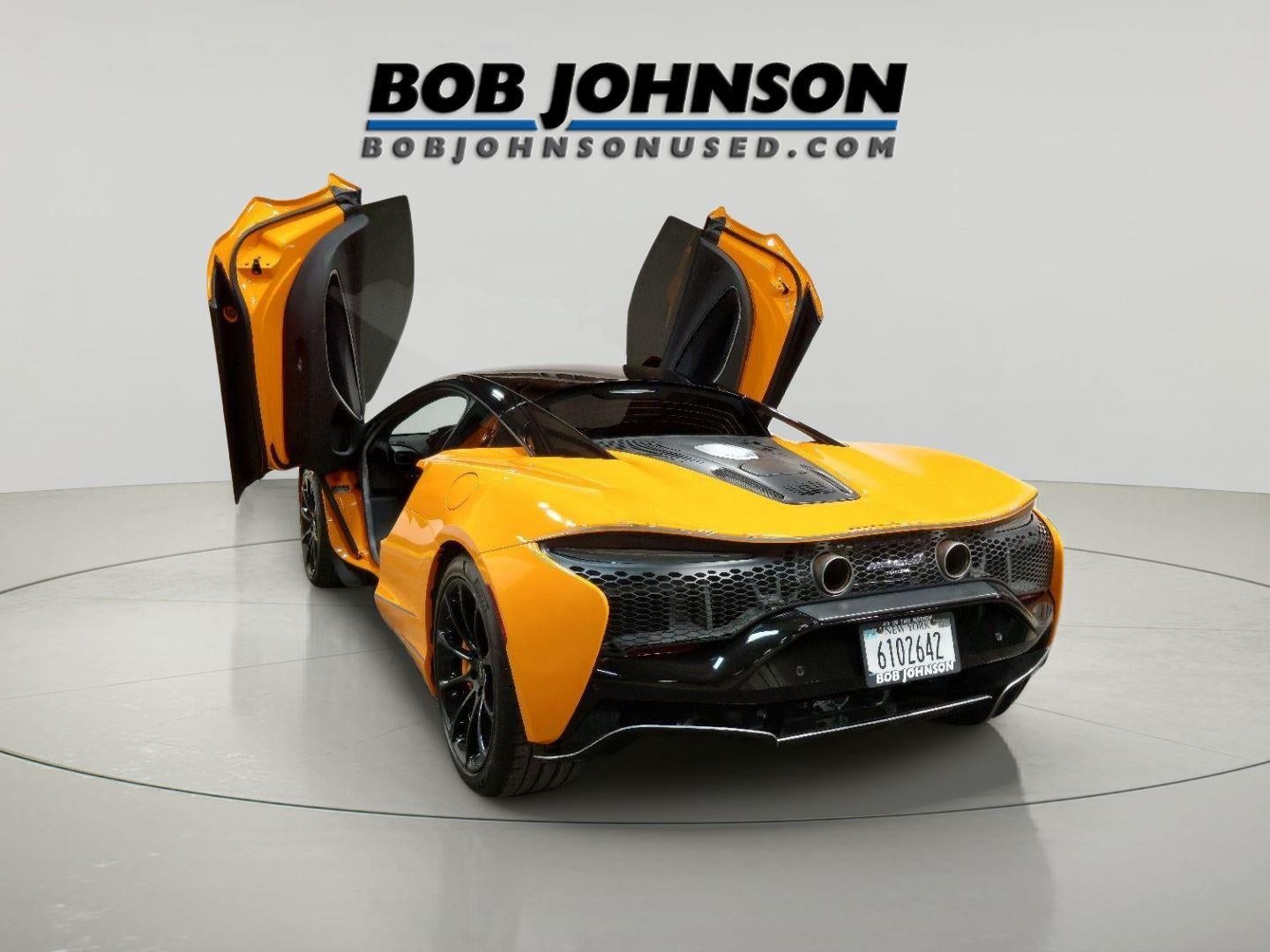 2023 McLaren Artura TechLux